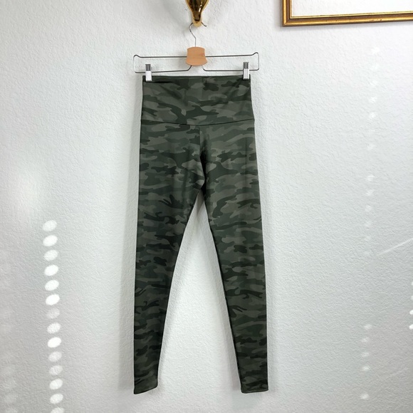 Onzie Camo High Rise Long Legging - Picture 1 of 9